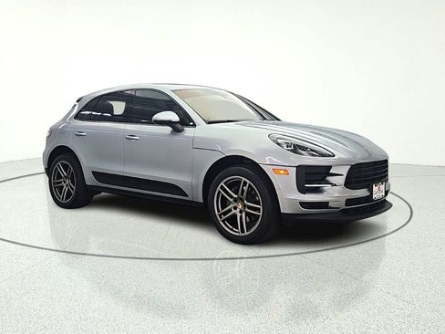 Used 2019 Porsche Macan AWD/4WD image 9