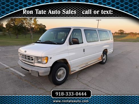 Used 1998 Ford E-350 and Econoline 350 Club Wagon RWD image 1