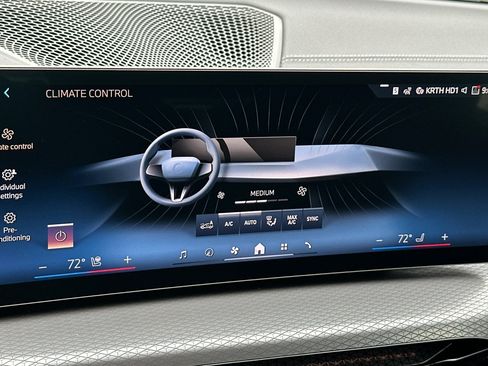New 2026 BMW 430i Convertible w/ M Sport Package RWD image 18