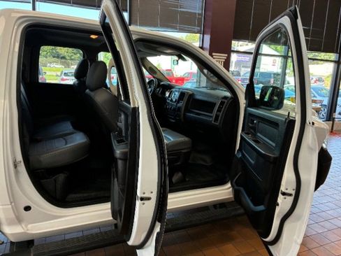 Used 2017 RAM 1500 Tradesman image 32