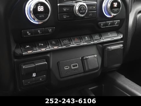 Used 2020 GMC Sierra 1500 SLT w/ SLT Premium Plus Package AWD/4WD image 16