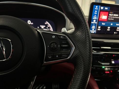 Used 2025 Acura MDX A-Spec image 18