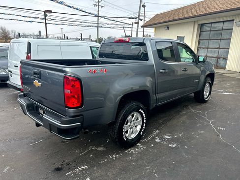 Used 2020 Chevrolet Colorado W/T w/ WT Convenience Package image 2