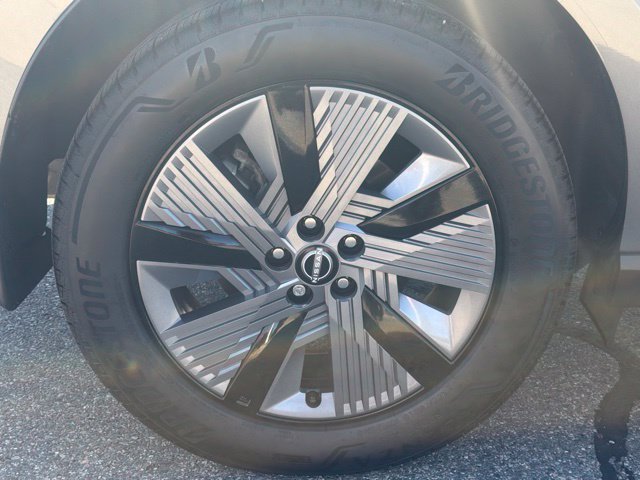 Used 2025 Nissan Murano SL AWD/4WD image 11