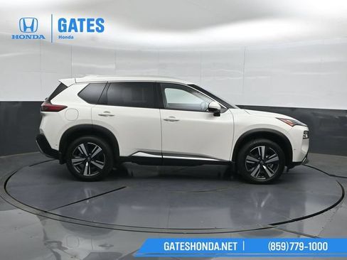 Used 2023 Nissan Rogue Platinum w/ Platinum Premium Package AWD/4WD image 3