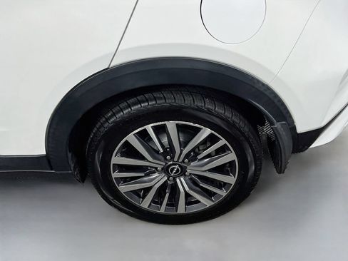 Used 2022 Nissan Kicks SV FWD image 24