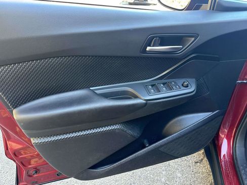 Used 2019 Toyota C-HR LE image 17