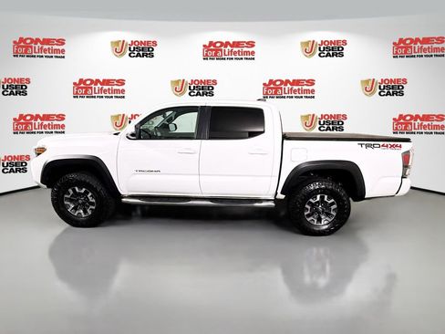 Certified 2020 Toyota Tacoma TRD Off-Road w/ Technology Package image 12