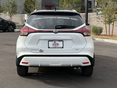 Certified 2023 Nissan Kicks SV image 5