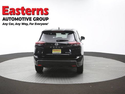 Used 2024 Nissan Rogue SV AWD/4WD image 37