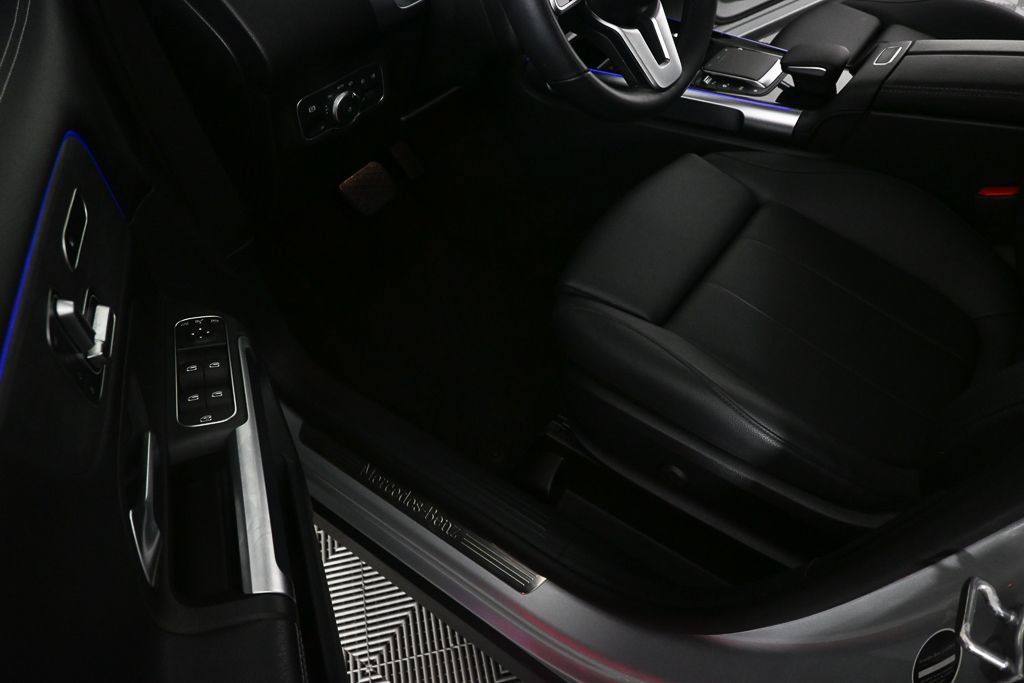 Certified 2023 Mercedes-Benz GLB 250 4MATIC image 7