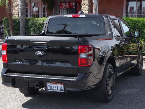 Used 2025 Ford Maverick Lobo AWD/4WD image 10