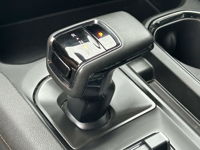 Used 2024 GMC Sierra 1500 AT4 w/ Technology Package AWD/4WD image 30