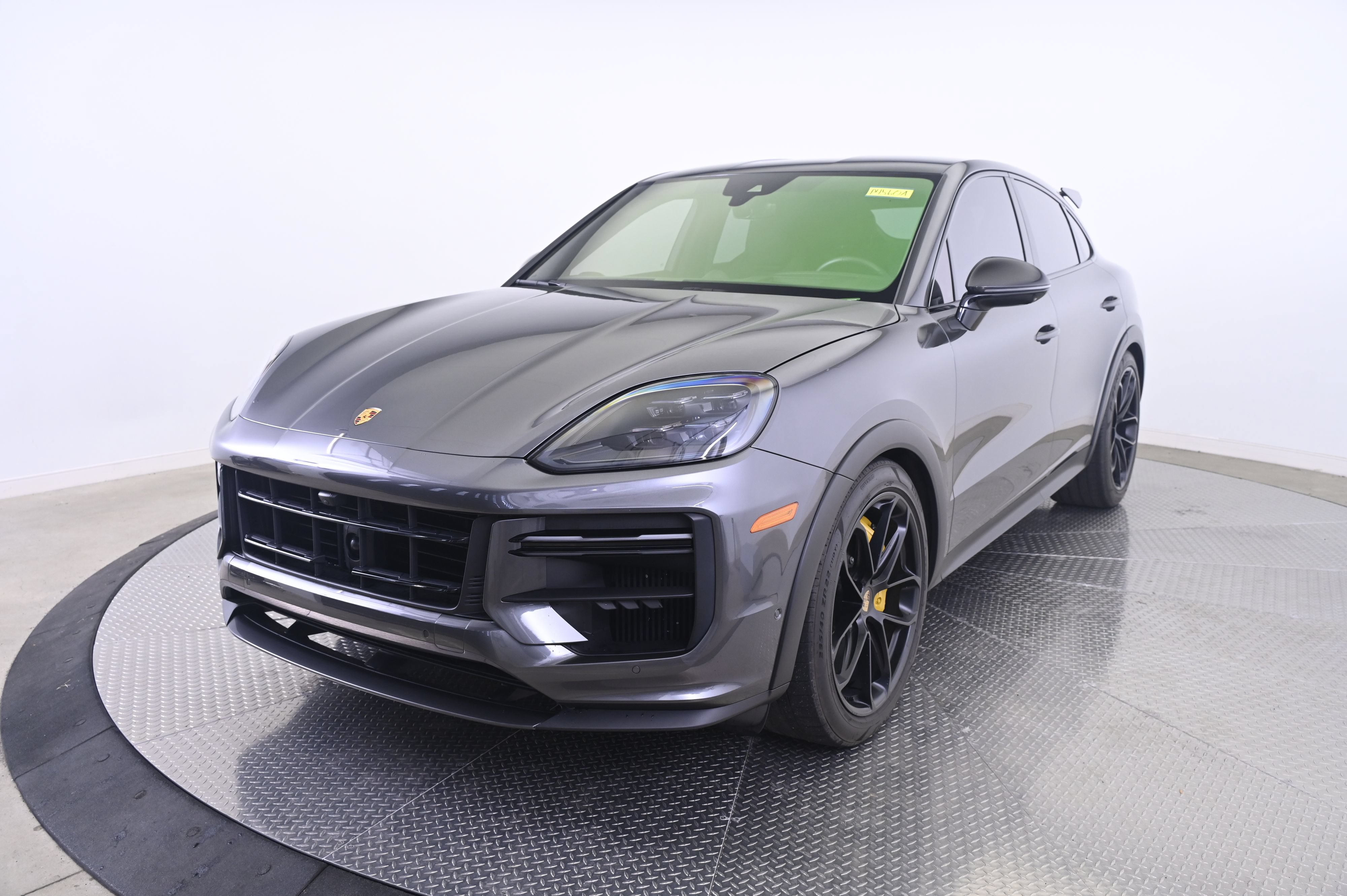 Used 2024 Porsche Cayenne Turbo GT AWD/4WD image 1