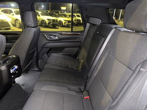 Used 2023 GMC Yukon SLE w/ Gmc Pro Safety Plus Package image 3