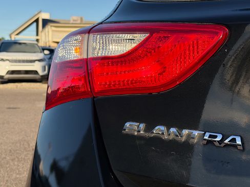 Used 2013 Hyundai Elantra GT image 10