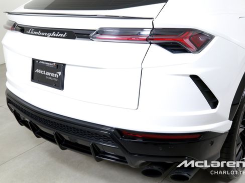 Used 2019 Lamborghini Urus AWD/4WD image 36