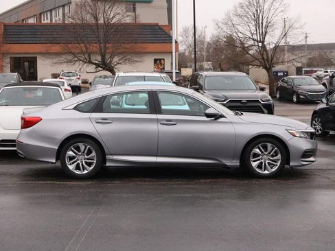 Used 2018 Honda Accord LX image 5