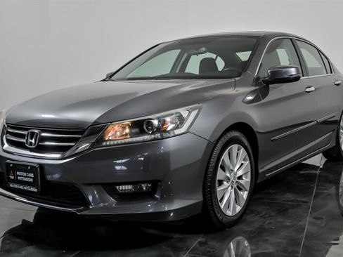 Used 2014 Honda Accord EX image 5