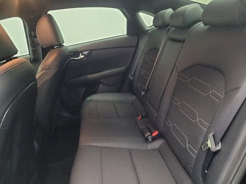 Used 2024 Kia Forte GT-Line image 18