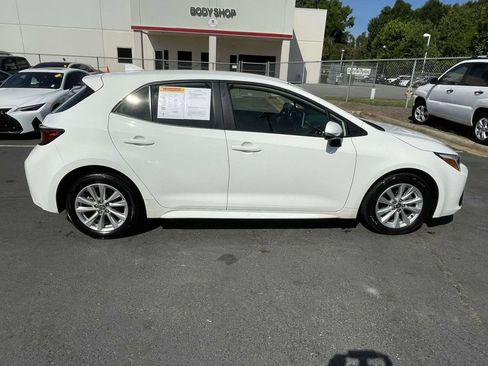 Used 2024 Toyota Corolla SE FWD image 12