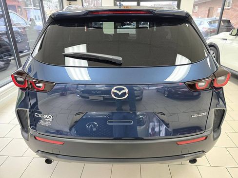 Used 2025 MAZDA CX-50 AWD 2.5 S w/ Premium Package image 9