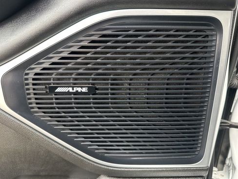 Used 2024 Jeep Wagoneer Series III image 18