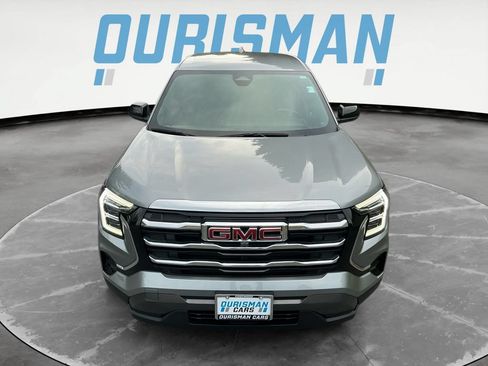 Used 2025 GMC Terrain Elevation AWD/4WD image 9