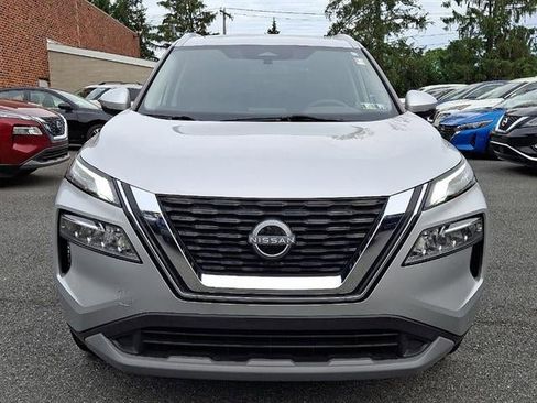 Certified 2022 Nissan Rogue SV w/ SV Premium Package image 36