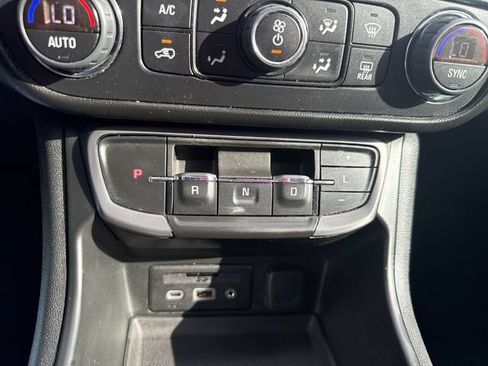 Used 2022 GMC Terrain AT4 w/ Infotainment Package II AWD/4WD image 16