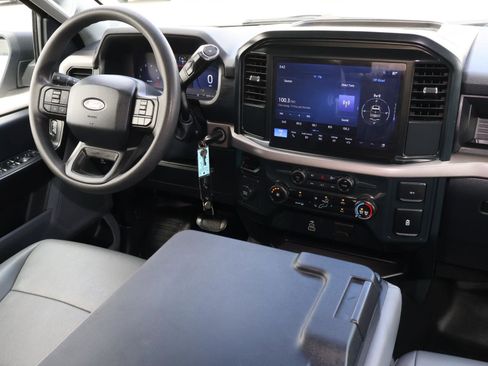 Used 2025 Ford F150 XL w/ Equipment Group 103A High image 11