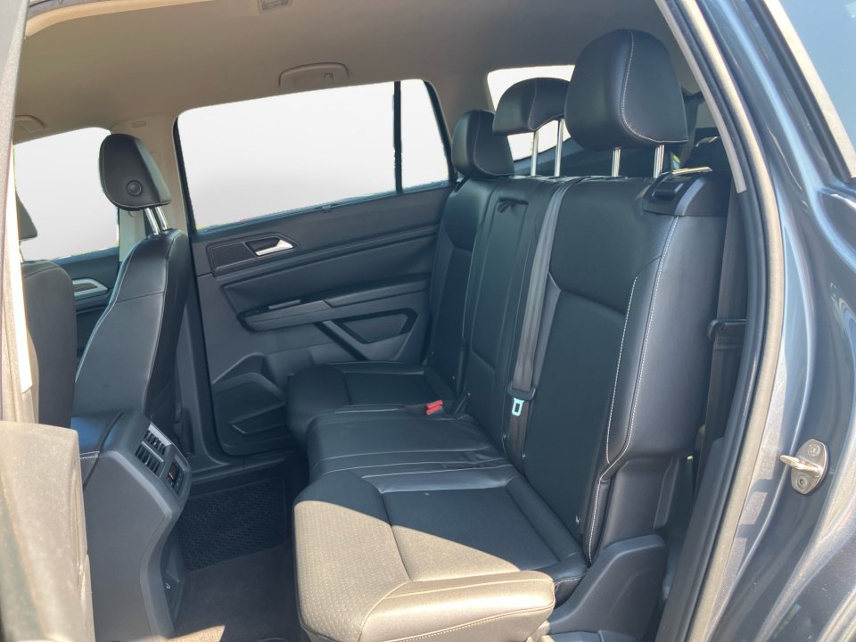 Used 2021 Volkswagen Atlas SE FWD image 15