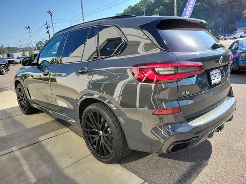 Used 2022 BMW X5 M50i w/ Premium Package image 7