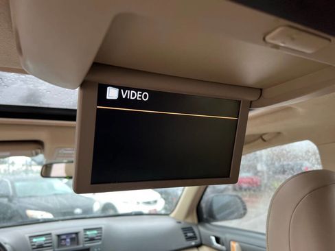 Used 2010 Toyota Highlander Limited image 19