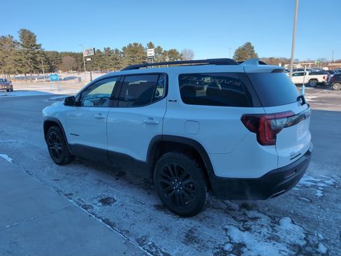 Used 2023 GMC Acadia SLE w/ Driver Convenience Package image 6