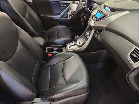 Used 2013 Hyundai Elantra Limited image 3