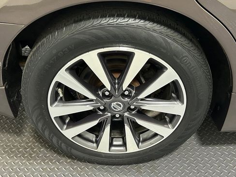 Used 2016 Nissan Altima 2.5 SV w/ Convenience Package image 21