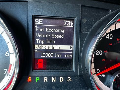 Used 2018 Dodge Grand Caravan GT image 19