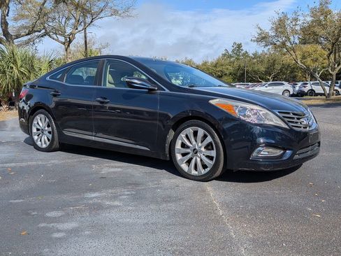 Used 2013 Hyundai Azera w/ Technology Pkg image 2
