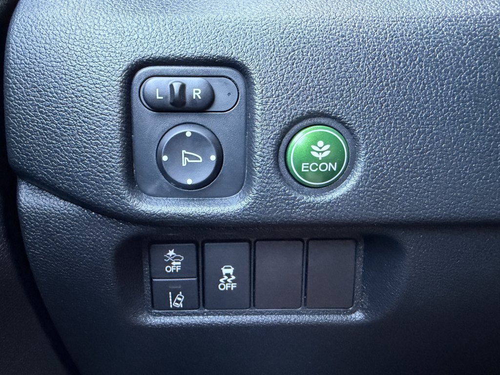 Used 2022 Honda Pilot Sport image 26