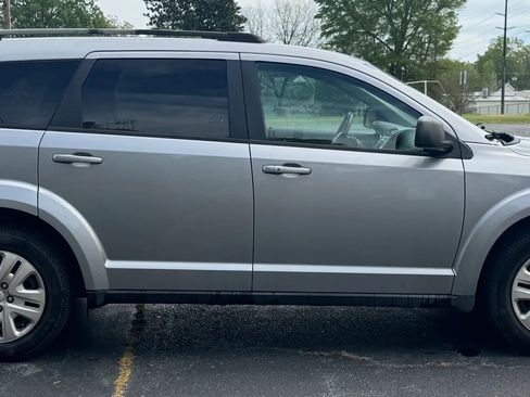 Used 2018 Dodge Journey SE w/ Popular Equipment Group FWD image 10