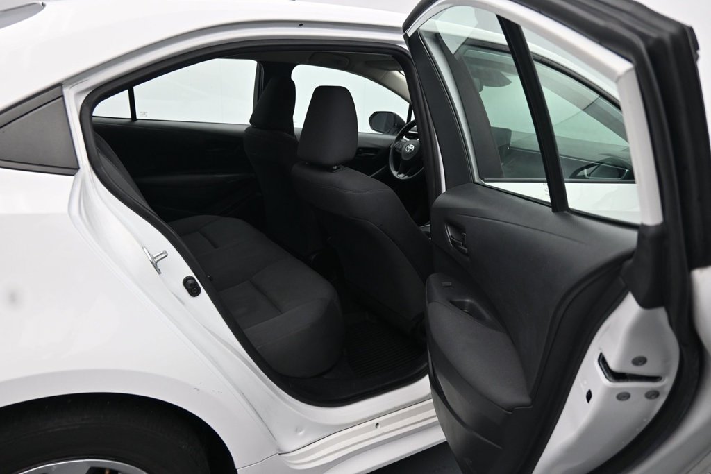 Used 2024 Toyota Corolla LE FWD image 11