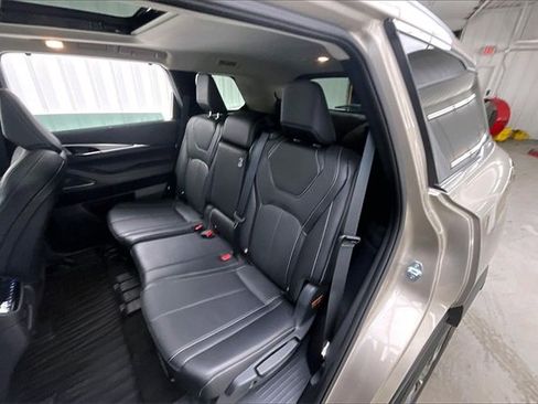 Certified 2025 INFINITI QX60 Luxe w/ Cargo Package image 21