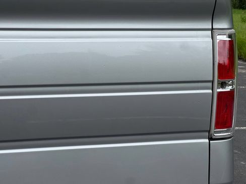 Used 2017 Ford F150 XLT RWD image 12