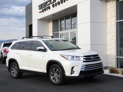 Used 2019 Toyota Highlander XLE