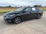 Used 2023 Kia Forte LXS w/ LXS Technology Package image 4