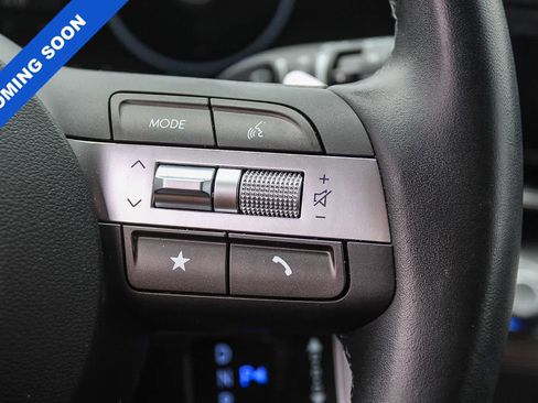 Certified 2024 Hyundai Kona SEL FWD image 31