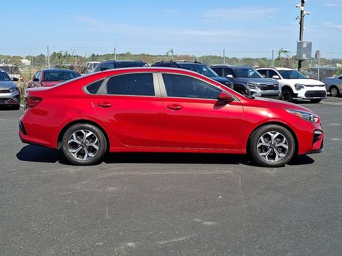 Used 2020 Kia Forte LXS FWD image 7