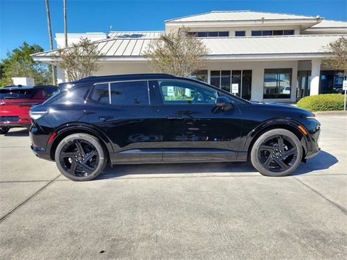 New 2026 Chevrolet Equinox EV RS image 6