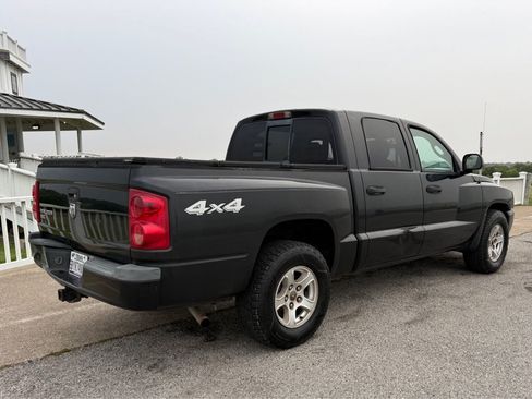 Used 2007 Dodge Dakota SLT w/ Trailer Tow Group AWD/4WD image 5